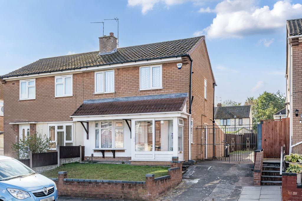 Property photo 1 of 11 1349964-10-68Bea1E75d7De