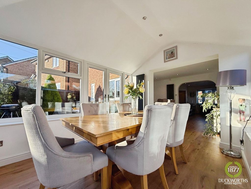 Property photo 3 of 36