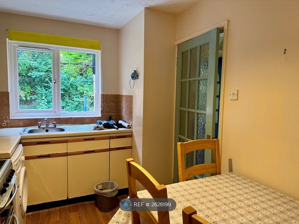 Property photo 3 of 7 Ketchen