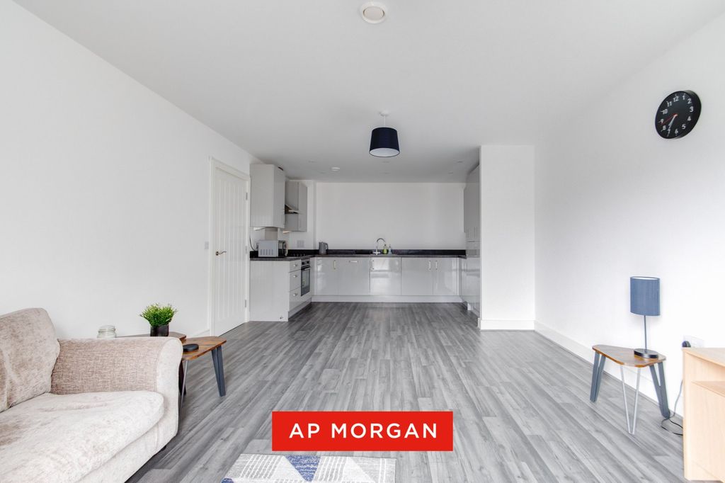 Property photo 2 of 8 Picture No. 04