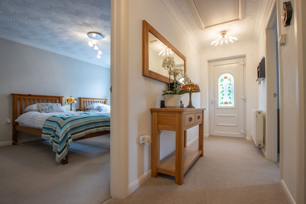 Property photo 3 of 29 3555176