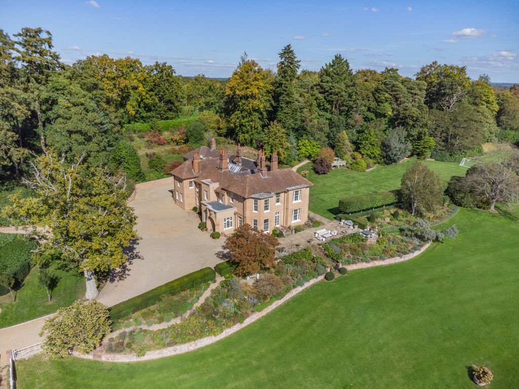 Property photo 3 of 33 Gardens And House