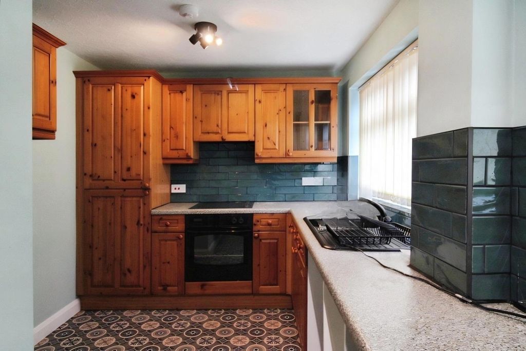 Property photo 3 of 6 Pbox-Img.Jpg