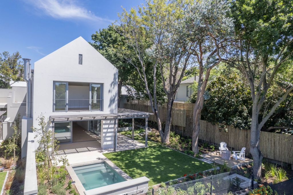 Property photo 3 of 46 Kw1718032