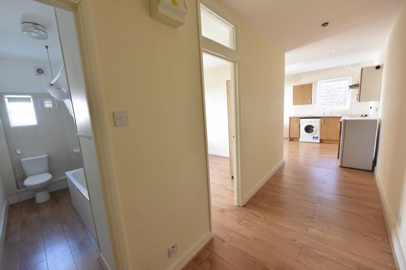 Property photo 3 of 13 Photo 7