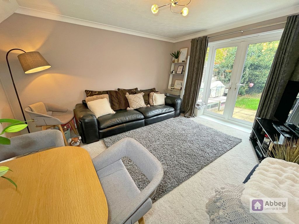 Property photo 1 of 12 Lounge/Diner