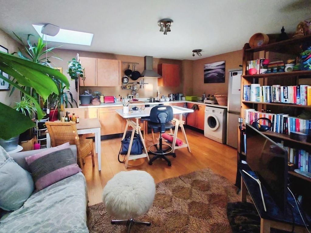 Property photo 2 of 6 Picture (7).Jpg