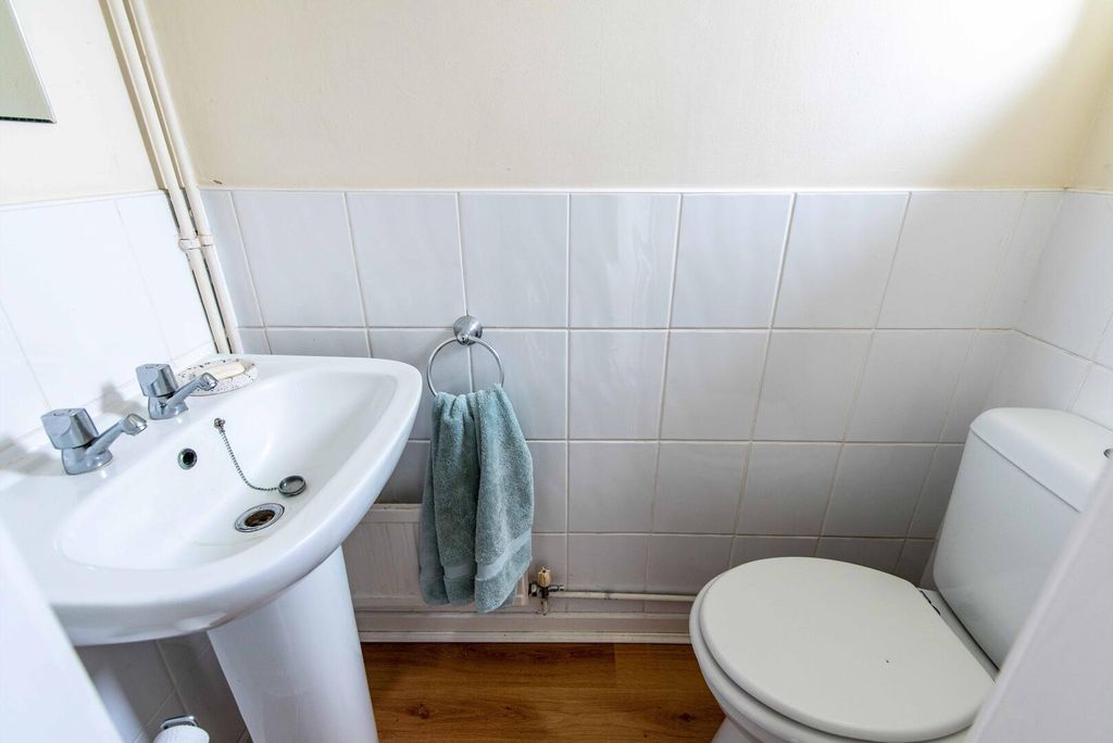 Additional image 10 of 3 bed semi-detached house for saleParkstone Close, West Bridgford NG2
