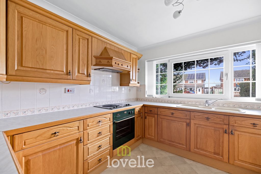 Property photo 2 of 25