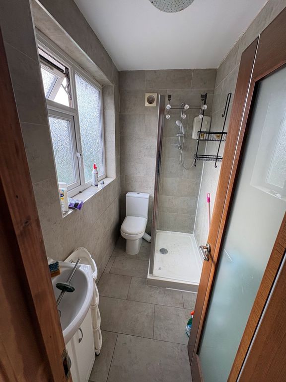 Property photo 3 of 4