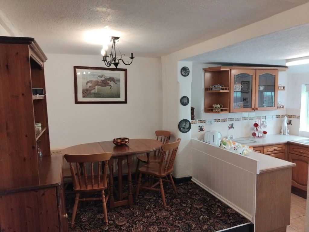 Property photo 3 of 10 Dining Room