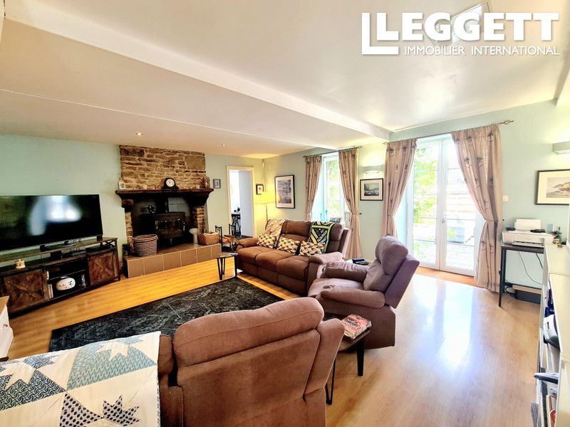 Property photo 3 of 10
