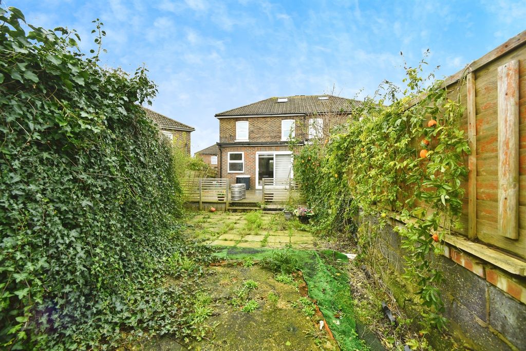 Property photo 3 of 17