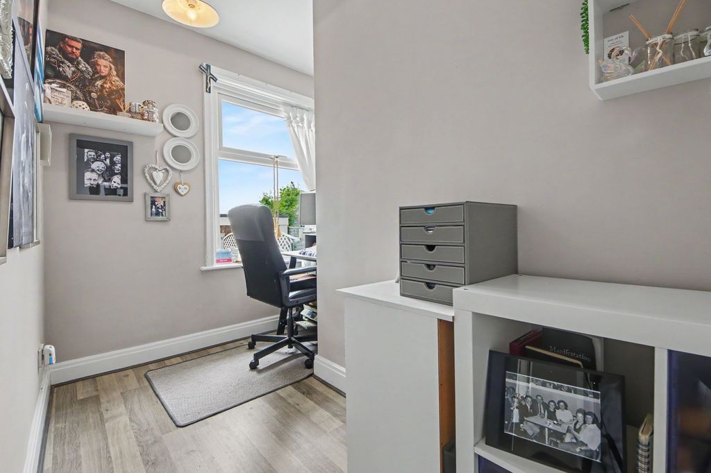 Additional image 14 of 3 bed detached bungalow for saleBursledon Road, Sholing SO19