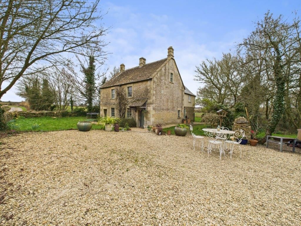 Property photo 1 of 20 Cam04764G0-Pr0032-Still002