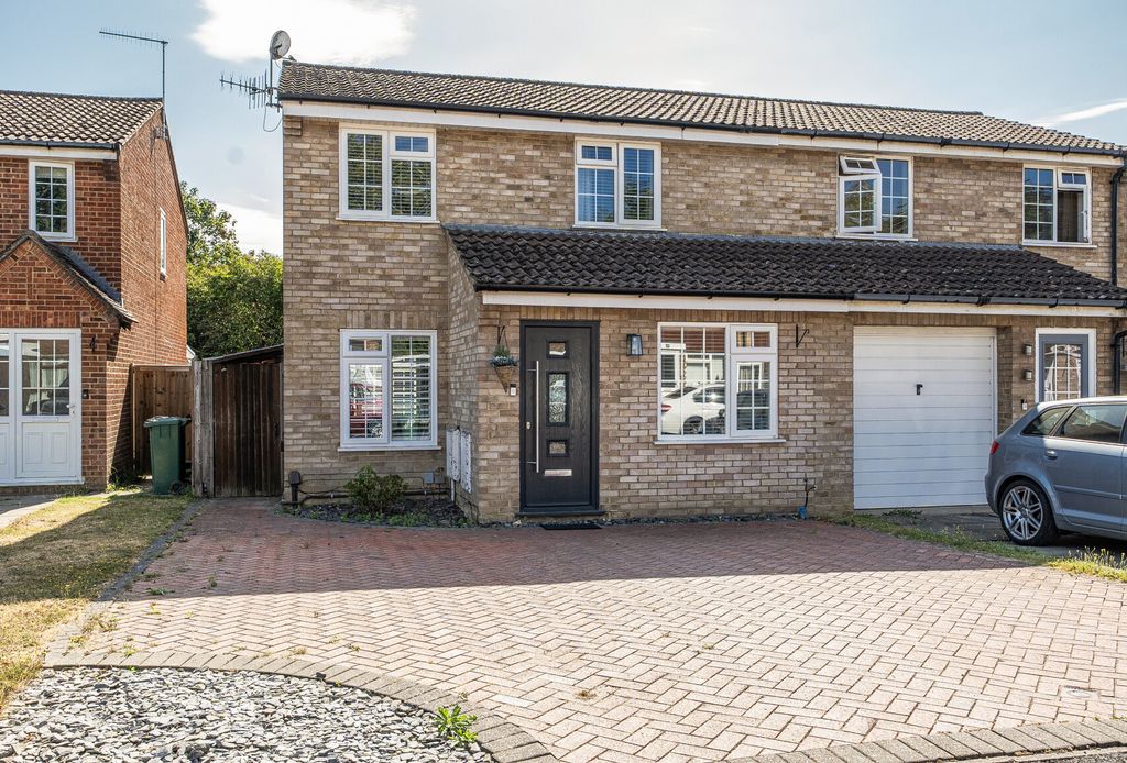 Property photo 1 of 20 1495844-22-6A5De6...