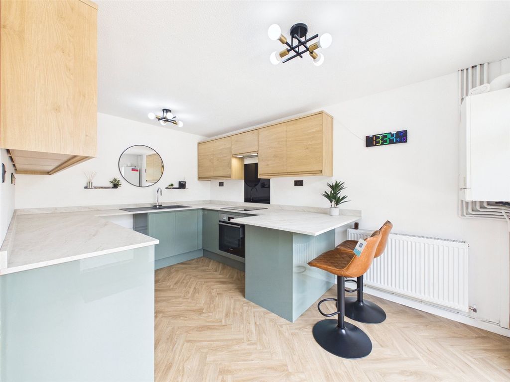 Property photo 2 of 19 Picture No. 10