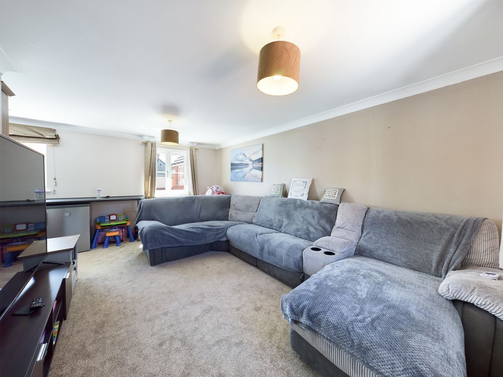 Property photo 2 of 5 Cam00585P1-Pr0125-Still03