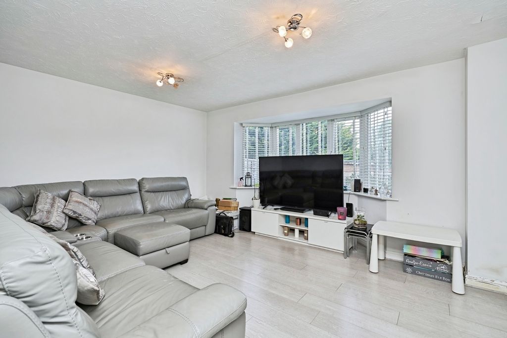 Property photo 2 of 20 Pbox-Img.Jpg