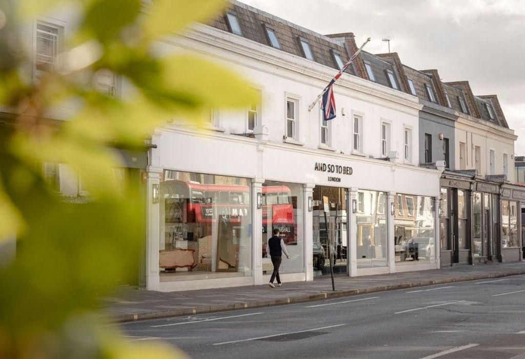 Property photo 2 of 7 591-593 Kings Road, Exterior