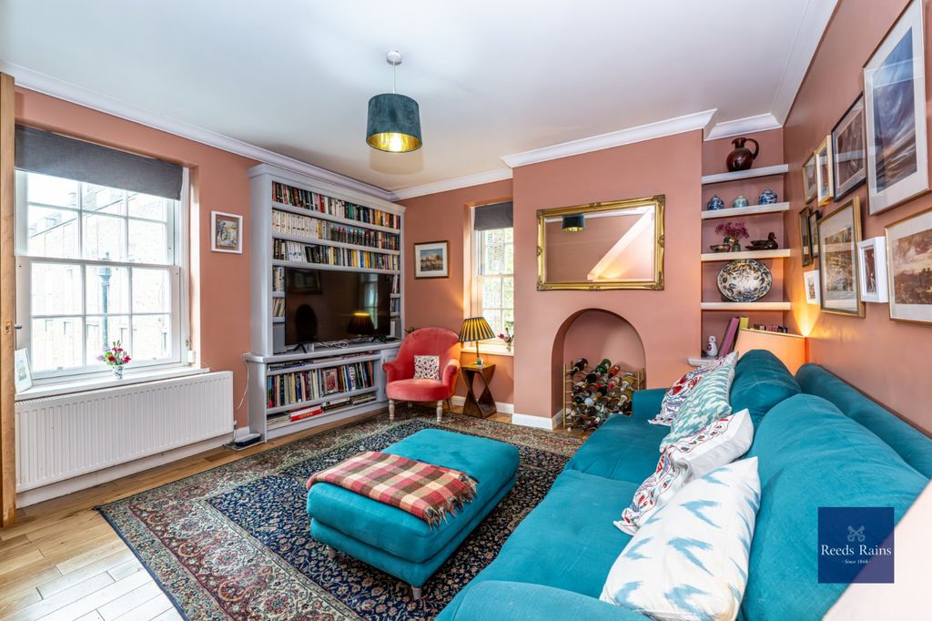 Property photo 2 of 12 Picture No. 05