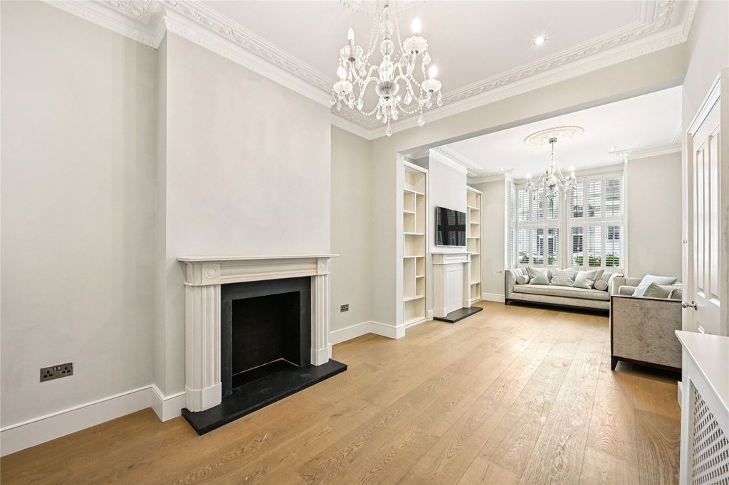 Property photo 3 of 19 Reception Room