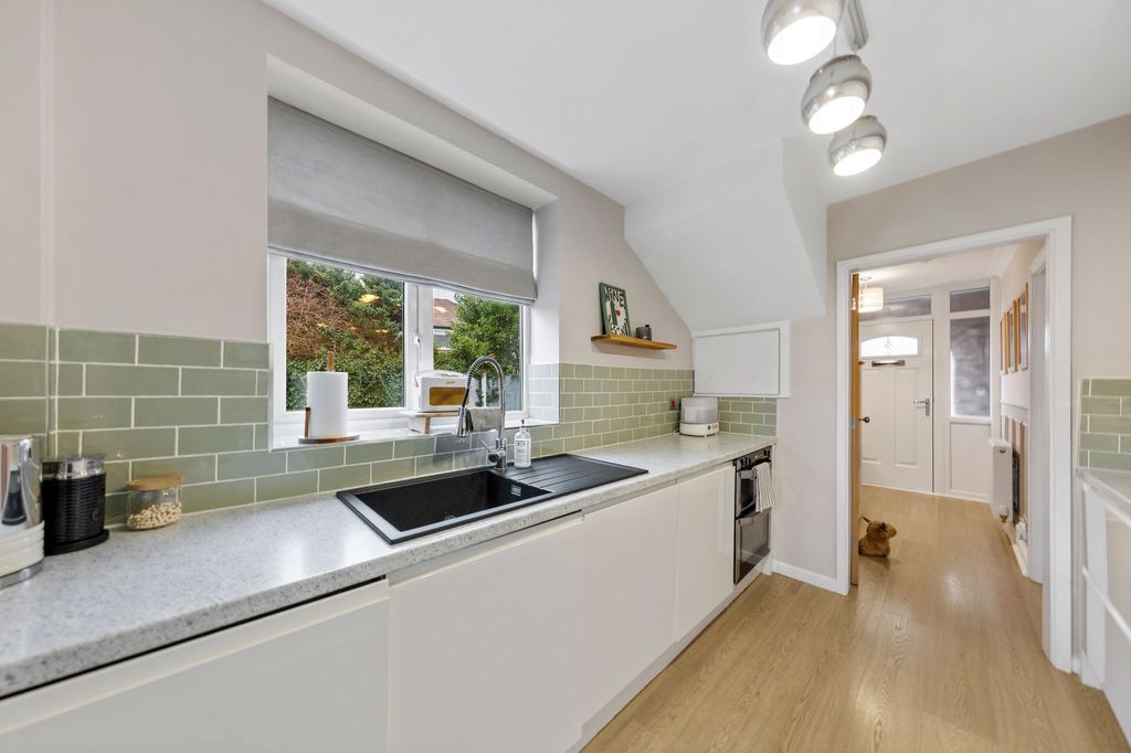 Property photo 3 of 21