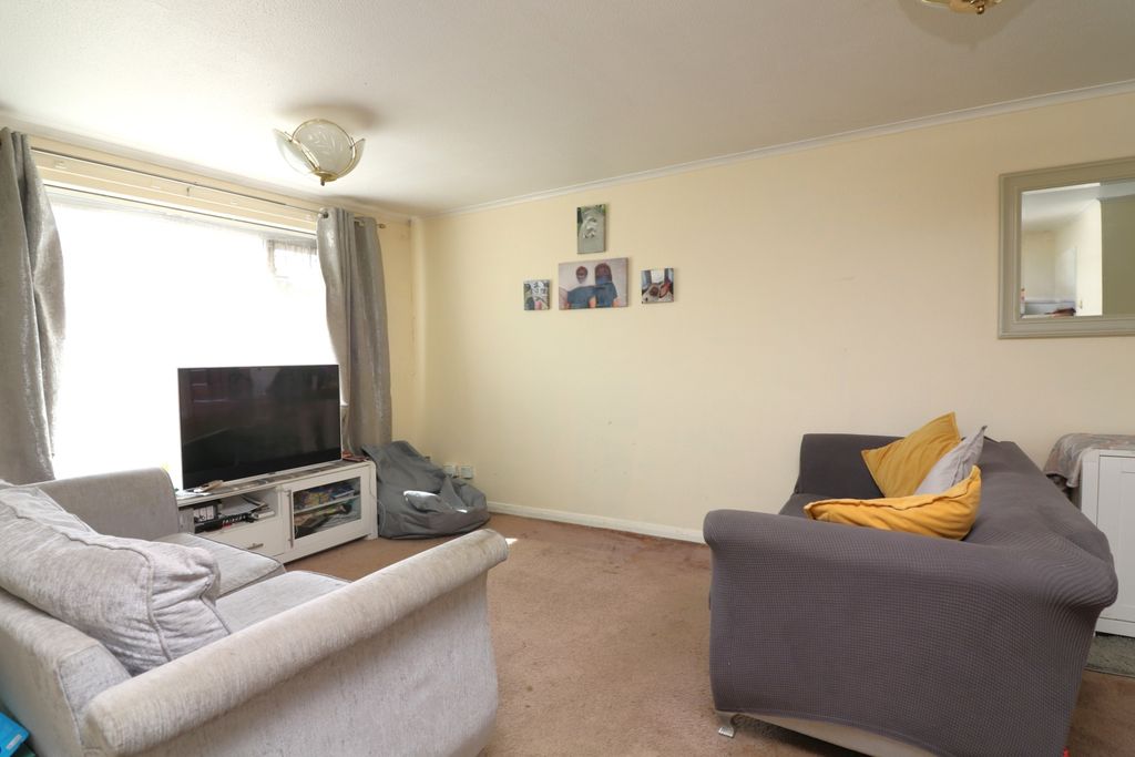 Property photo 2 of 9 Img_0867