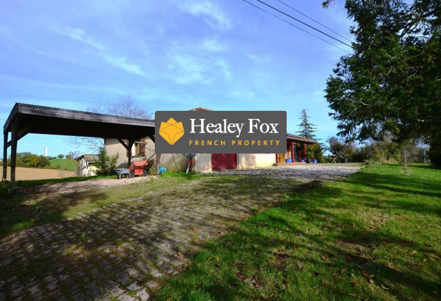 Property photo 2 of 30