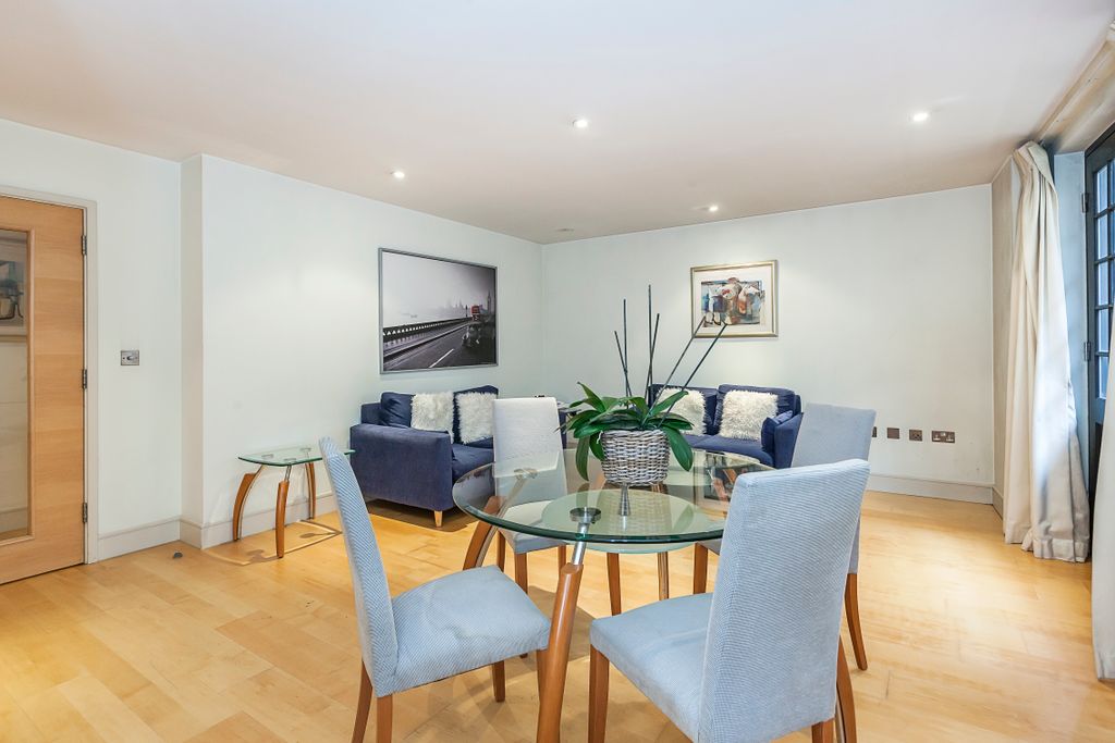Property photo 3 of 13 125-Caraway-Apartments-2-Cayenne-Court-005.Jpg
