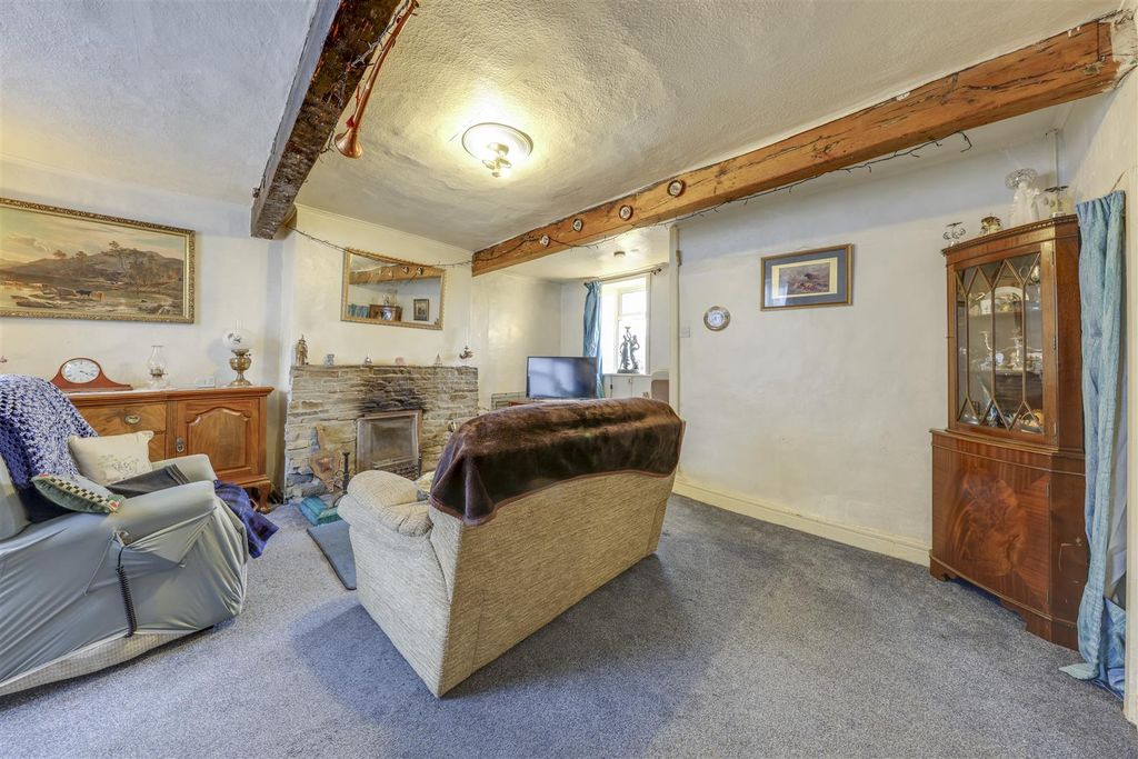 Property photo 3 of 17 cm2A4111-cm2A4115-1.Jpg
