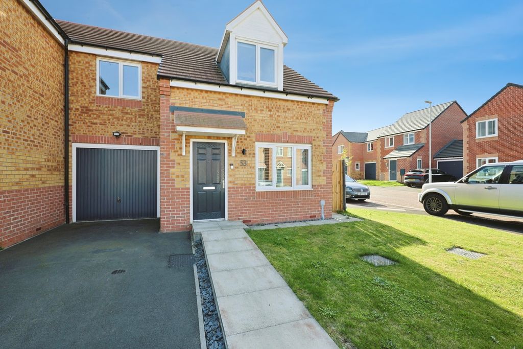 Property photo 1 of 16 Pbox-Img.Jpg