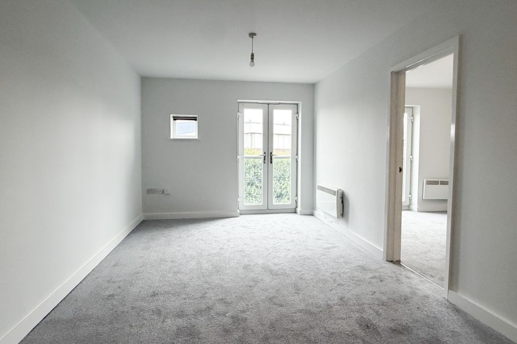 Property photo 3 of 6 3