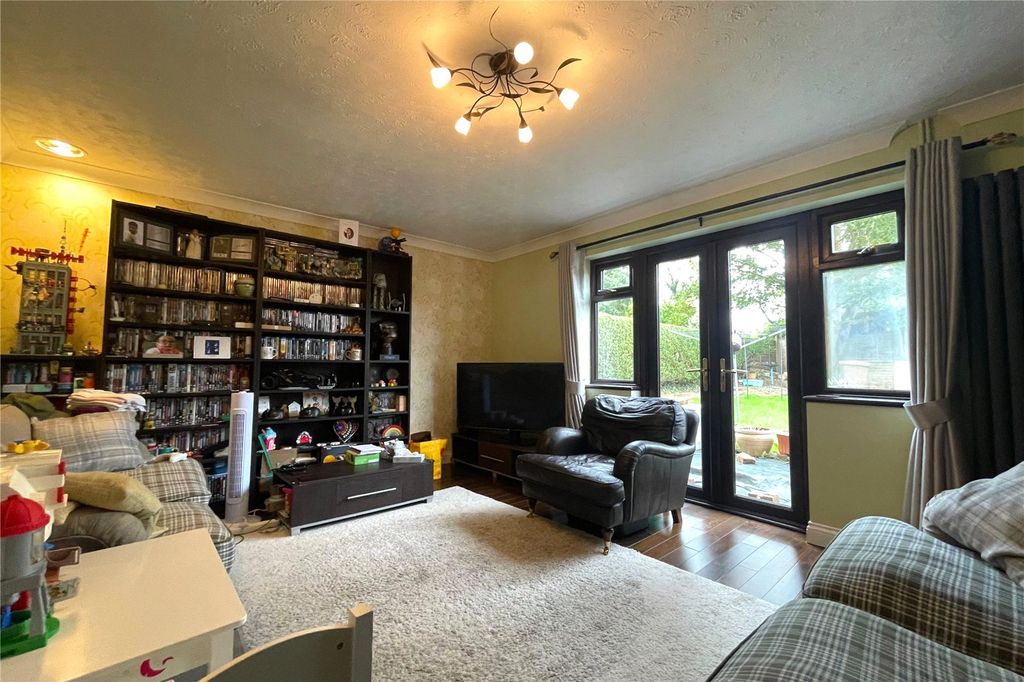 Property photo 2 of 11 Picture No. 09