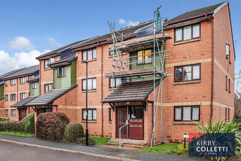 Property photo 1 of 9