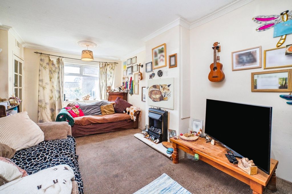 Property photo 2 of 15