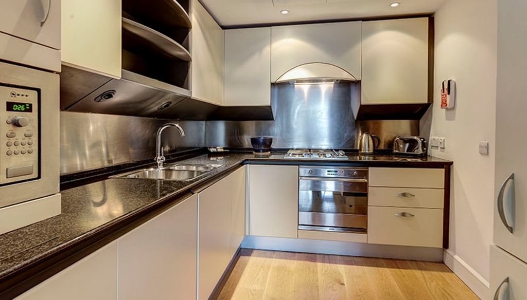Property photo 2 of 15 Kitchen