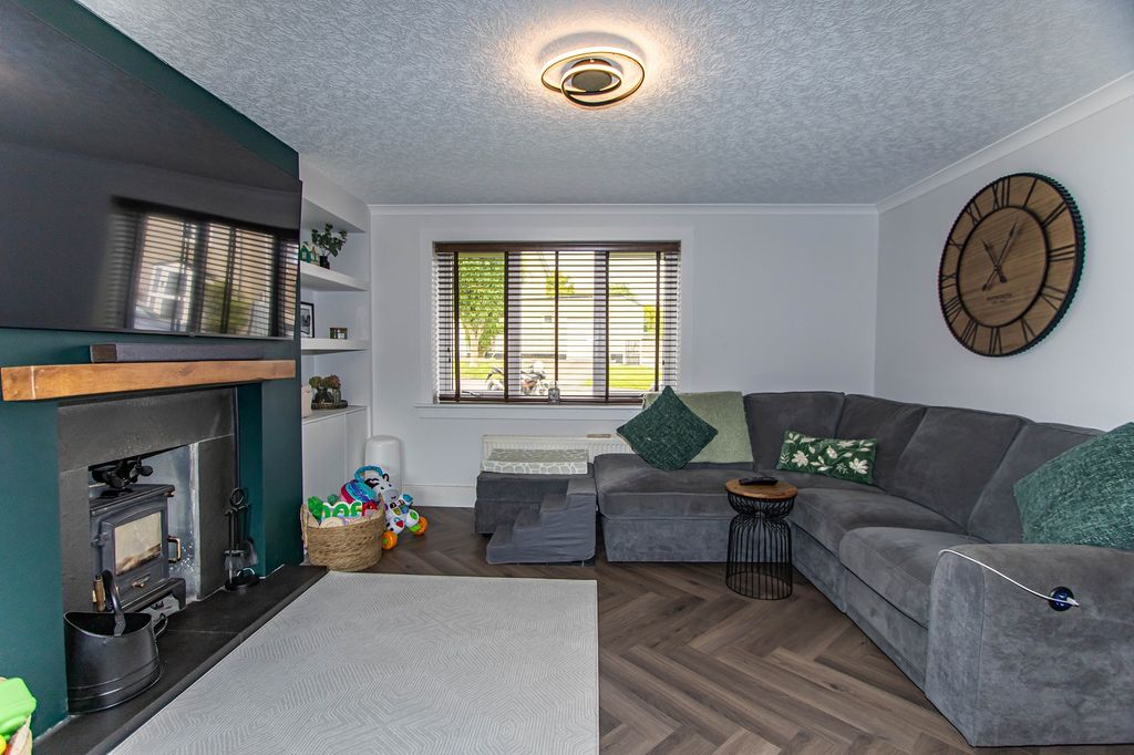 Property photo 2 of 15 Not Specified