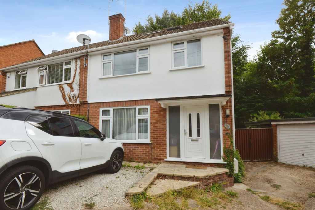 Property photo 1 of 18