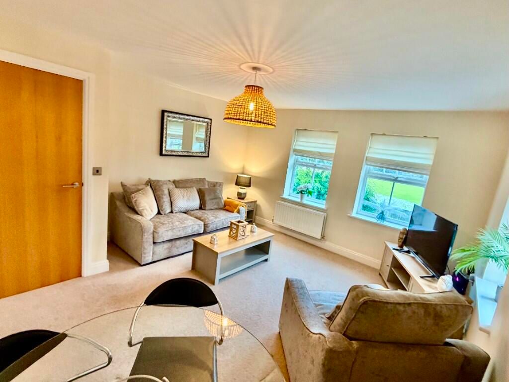 Property photo 2 of 18