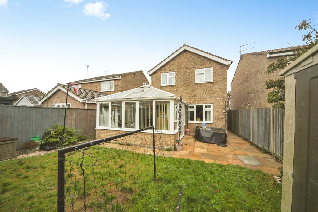 Property photo 2 of 14