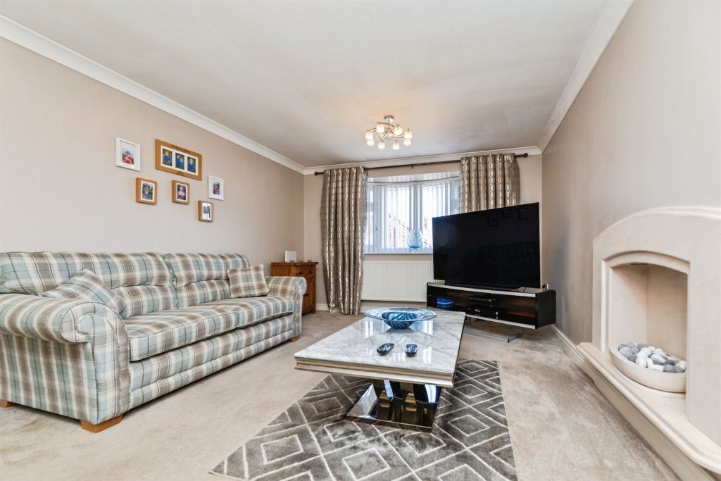 Property photo 2 of 24