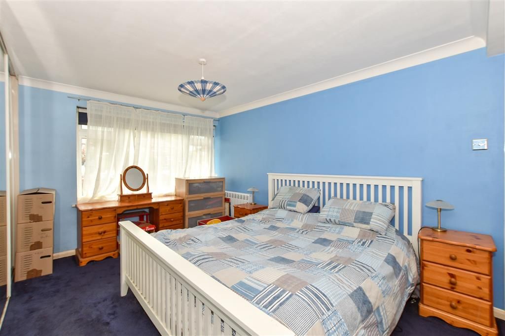 Property photo 1 of 10 Bedroom 1