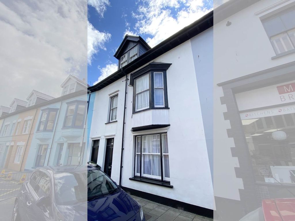 Property photo 1 of 14 Front