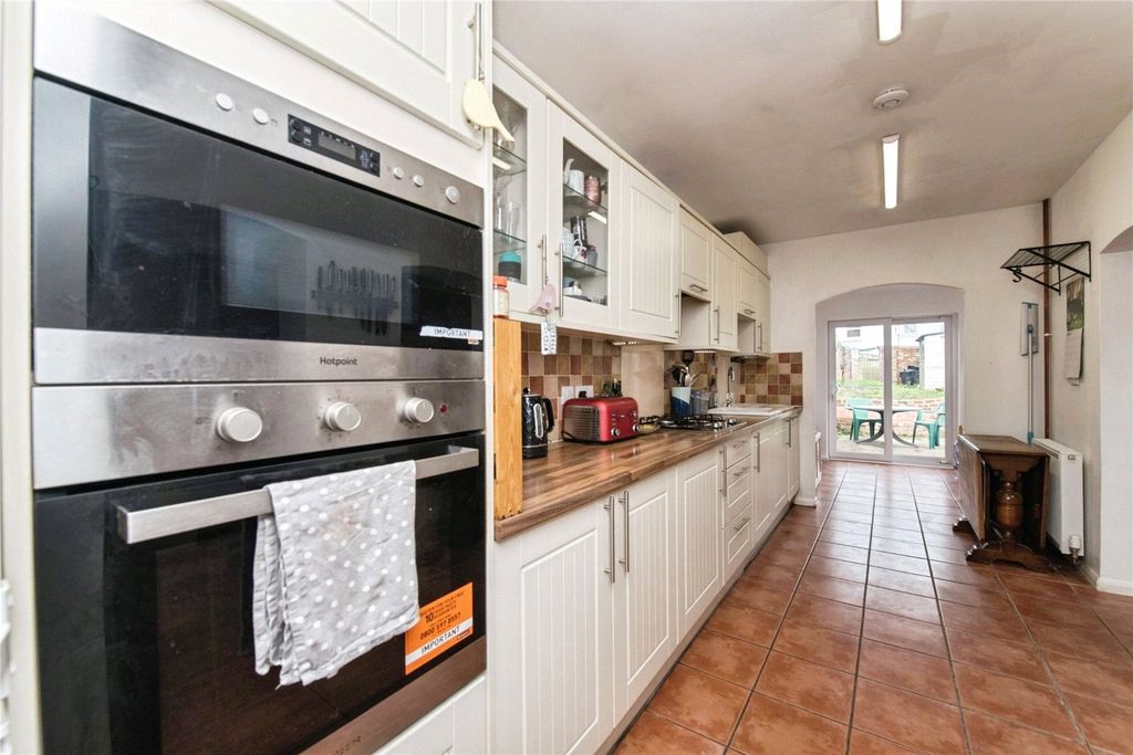 Property photo 3 of 21 Picture No. 33