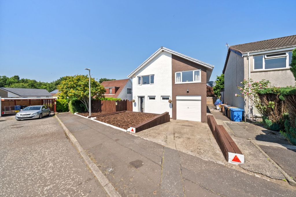 Property photo 1 of 54