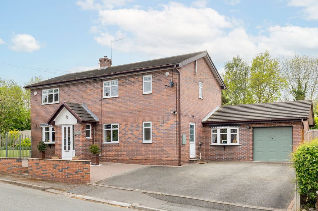 Property photo 1 of 31