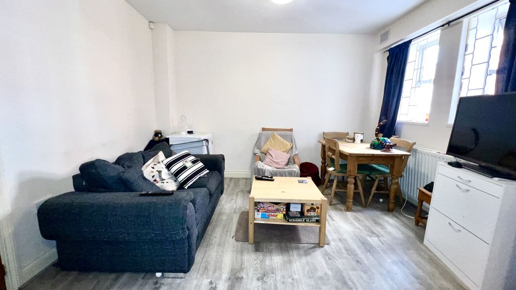 Property photo 1 of 14 Img_3371