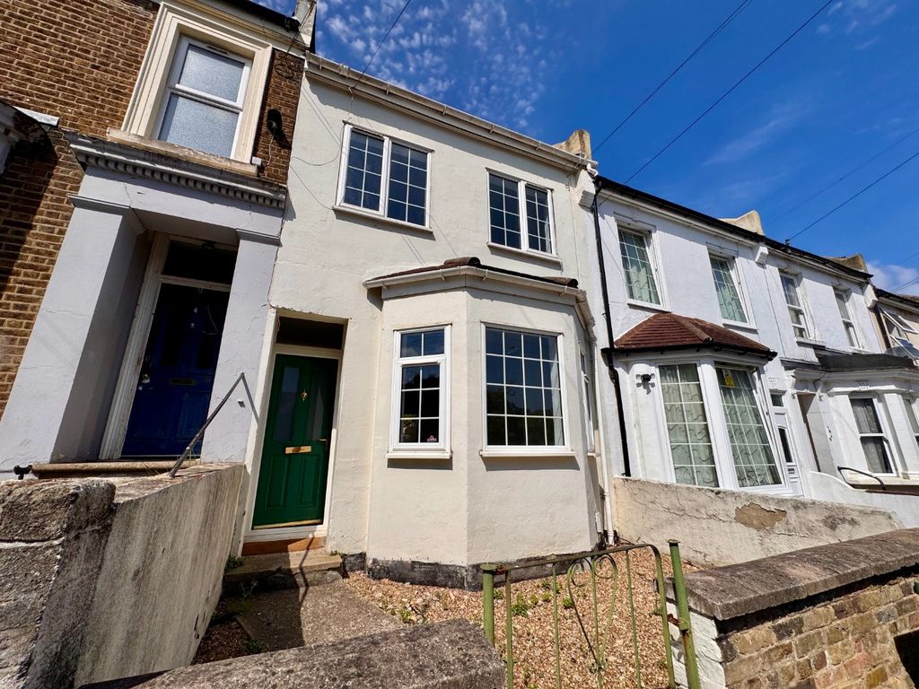 Property photo 1 of 14 3769200