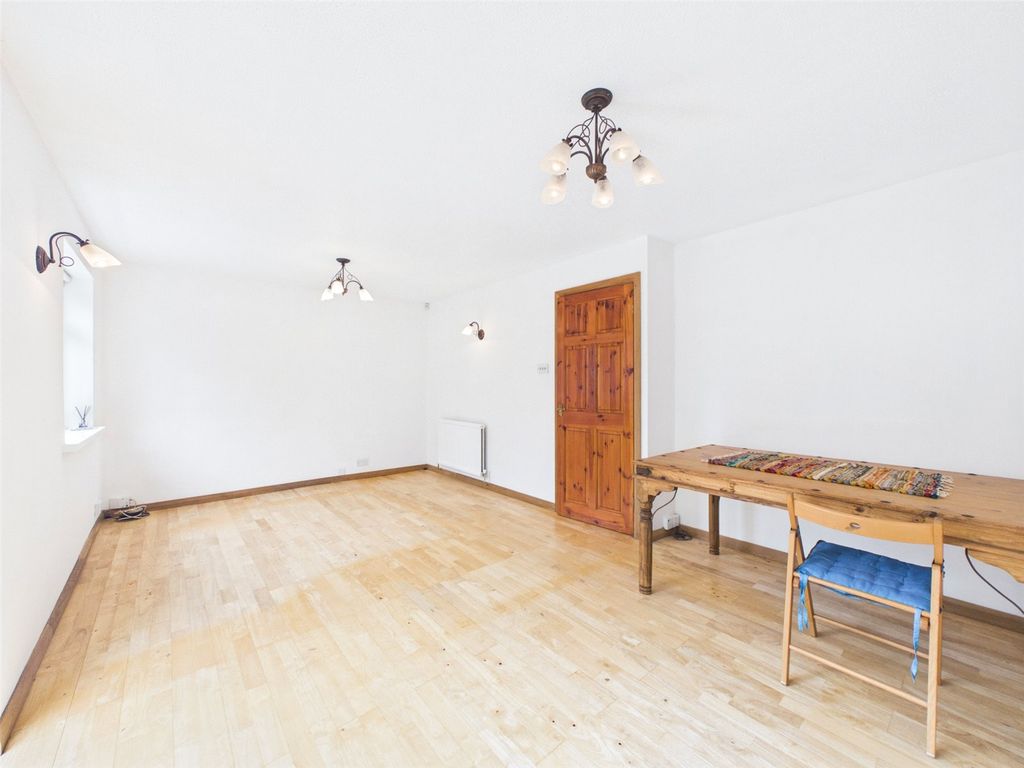 Property photo 3 of 13 Picture No. 07